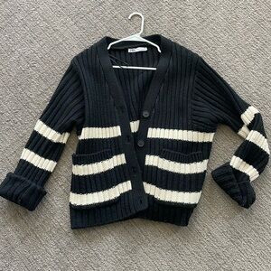 Black & cream button up Zara cardigan sweater